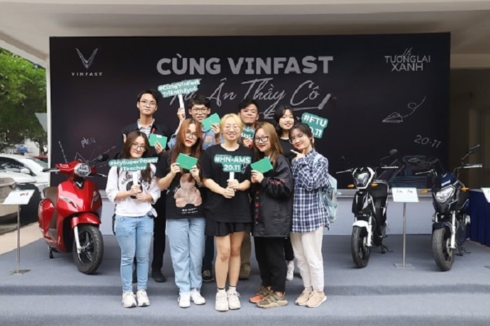 Triệu lời tri ân gửi đến thầy cô ngày 20/11 - 2