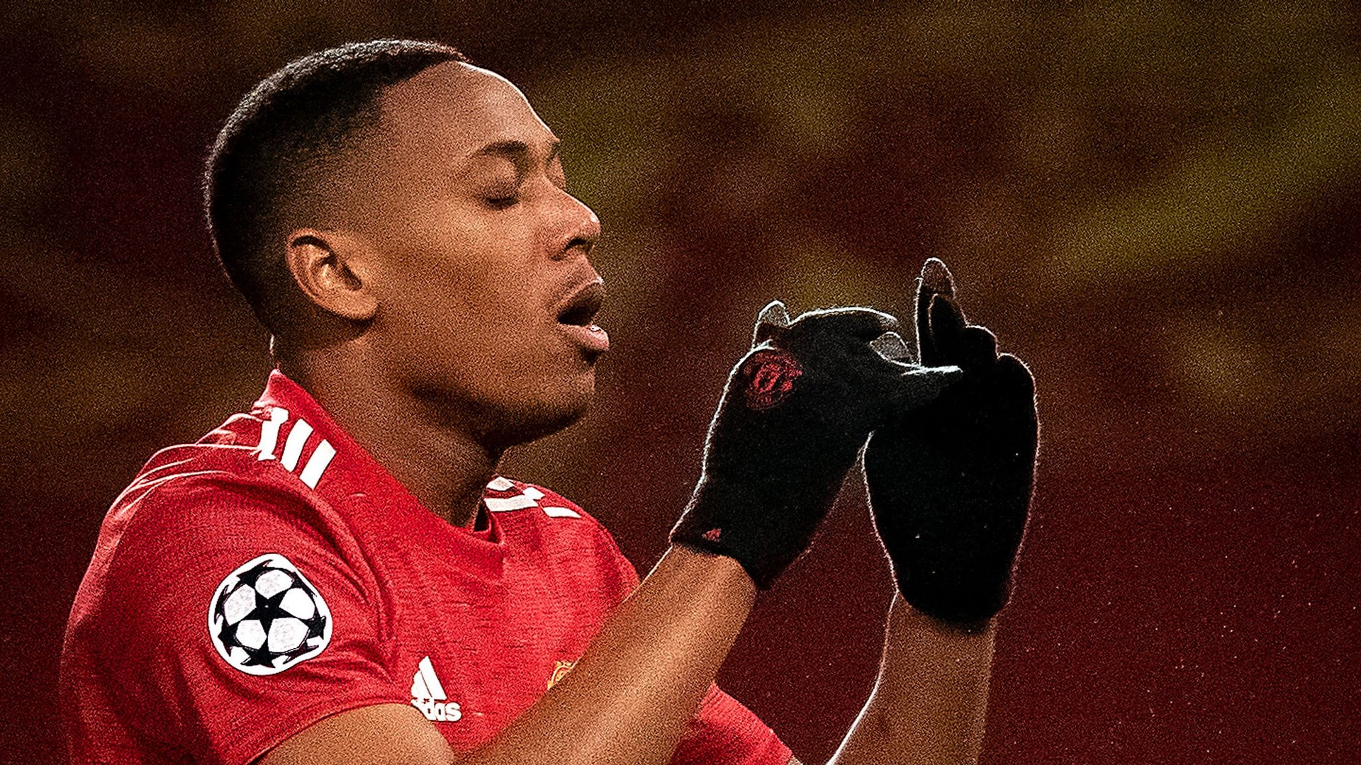 HLV Solskjaer: 'Man Utd đáng ra phải thắng PSG' - 1