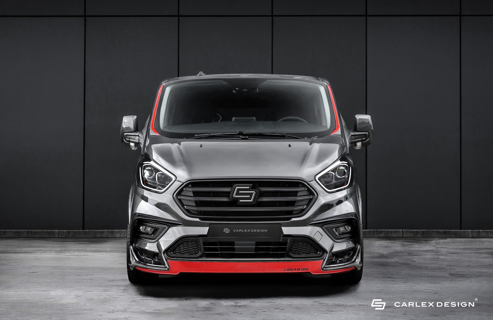 Ford Transit Connect bất ngờ hóa xe sang nhờ bản độ của Carlex Design - 2