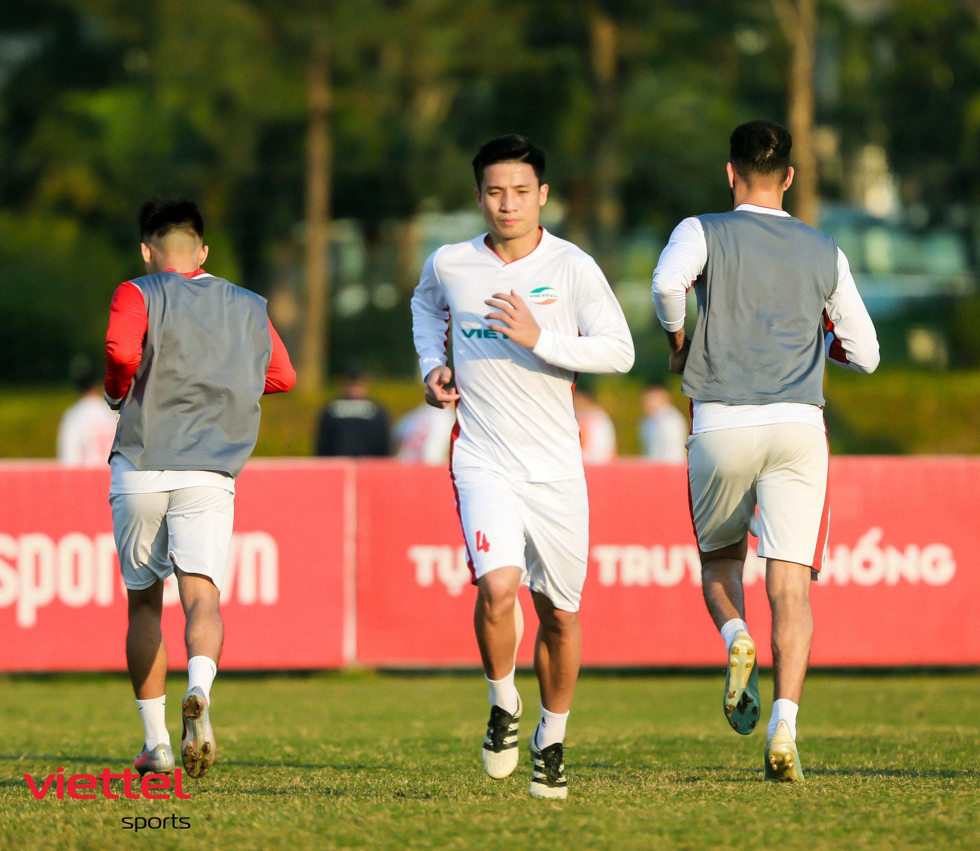 HLV Trương Việt Hoàng: 'CLB Viettel không muốn thua thêm nữa' - 2