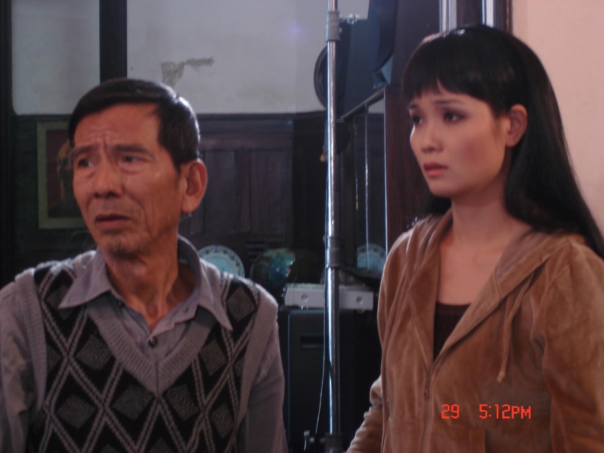 NSND Trần Hạnh và diễn viên Mai Thu Huyền trong bộ phim