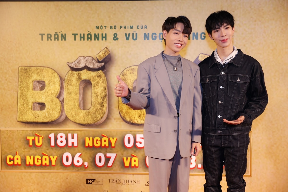 Đôi bạn thân Erik và Đức Phúc.