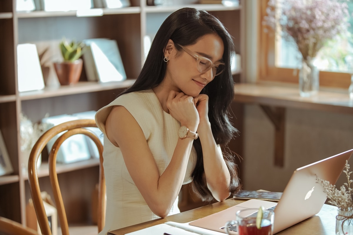 Trải qua cuộc sống hôn nhân và đã làm mẹ, Nhã Phương chắc chắn sẽ hiểu nhất những cơn sóng lòng mà Nhã Ca đang gặp phải
