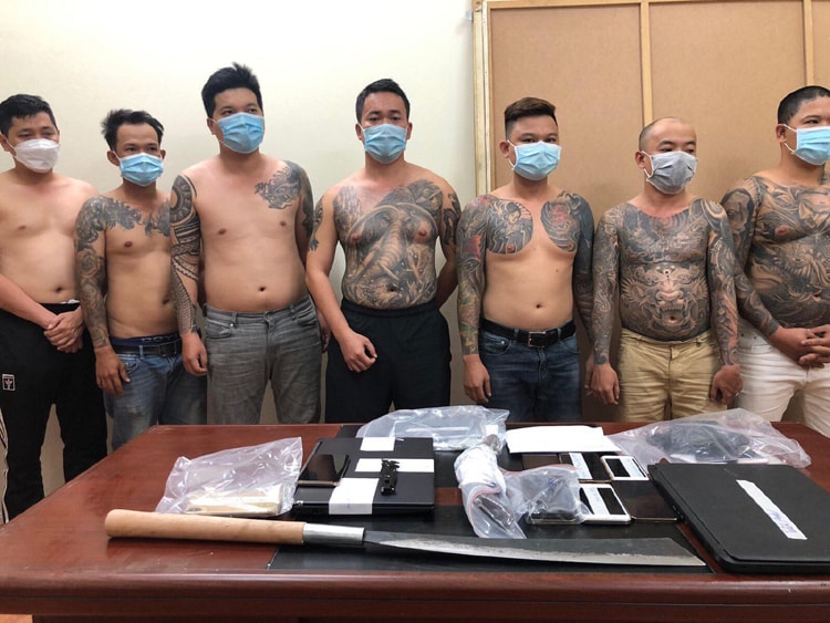 Triệt phá băng nhóm điều hành đường dây đánh bạc 1.500 tỷ đồng - 1