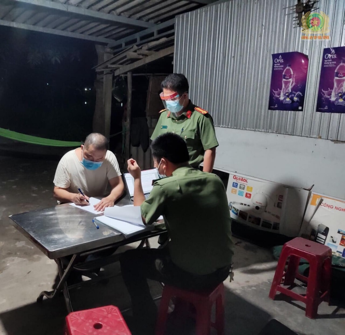Đối tượng L.H.N tại cơ quan chức năng.