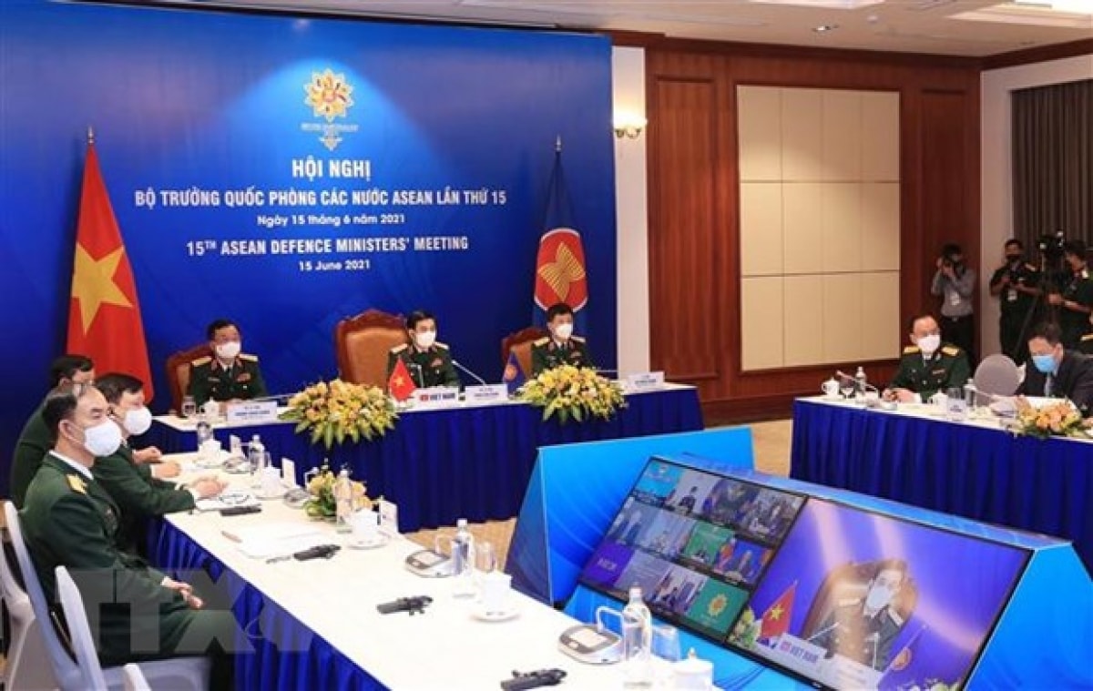 Thượng tướng Phan Văn Giang, Bộ trưởng Bộ Quốc phòng tham dự Hội nghị Bộ trưởng Quốc phòng các nước ASEAN lần thứ 15. (Ảnh: Trọng Đức/TTXVN)